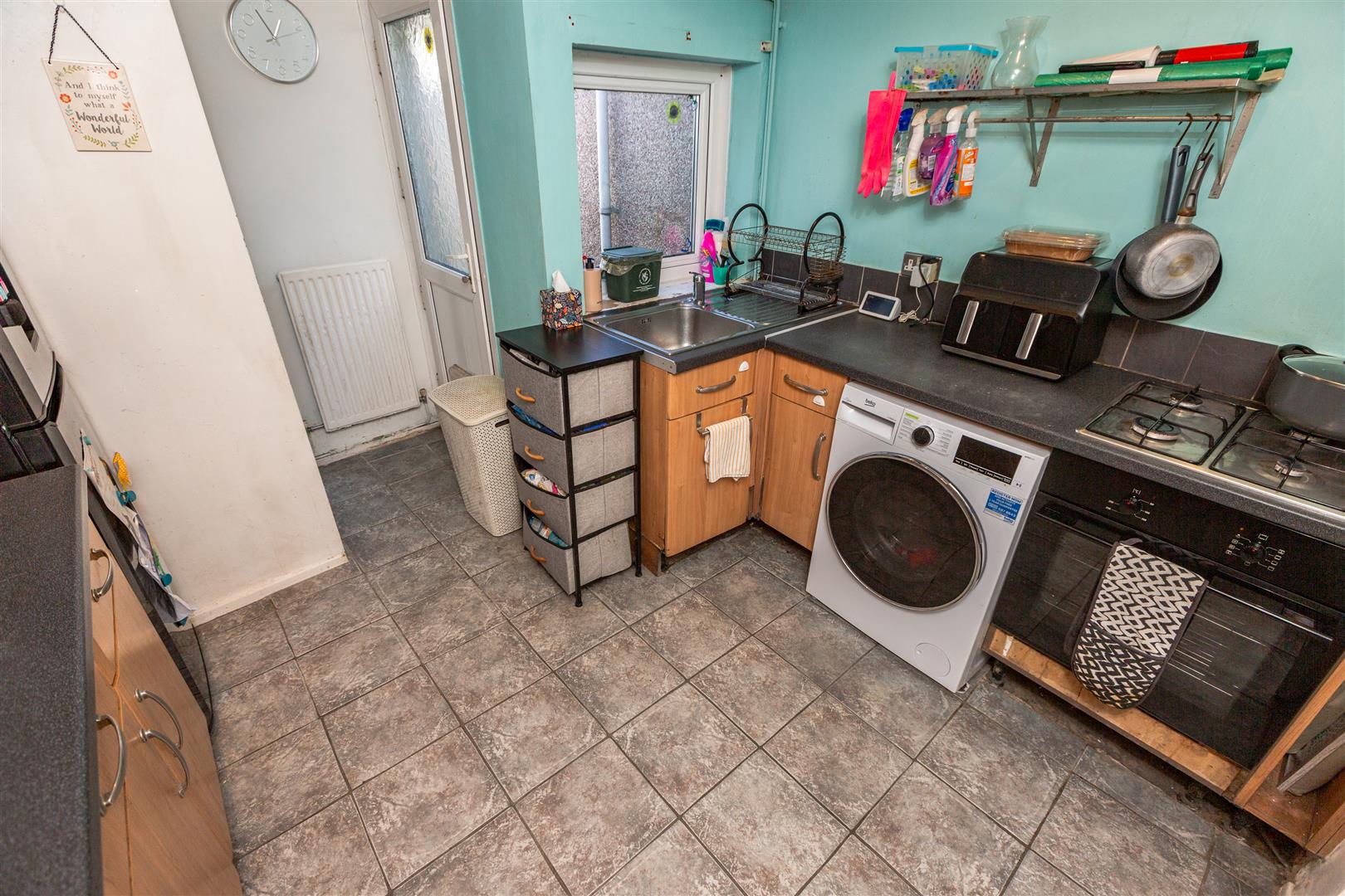 Carmarthen Road, Cwmdu, Swansea, SA5 8JX